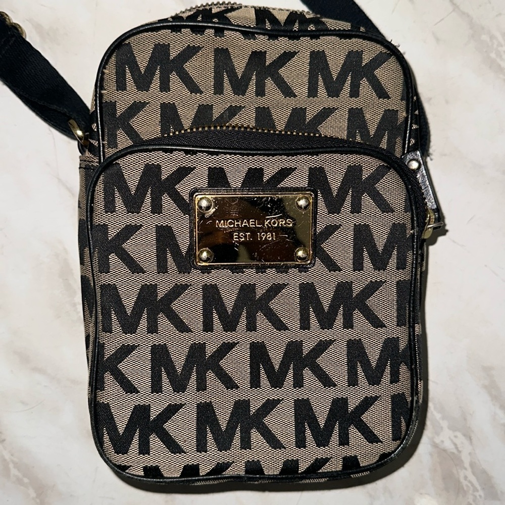 Michael Kors crossbody